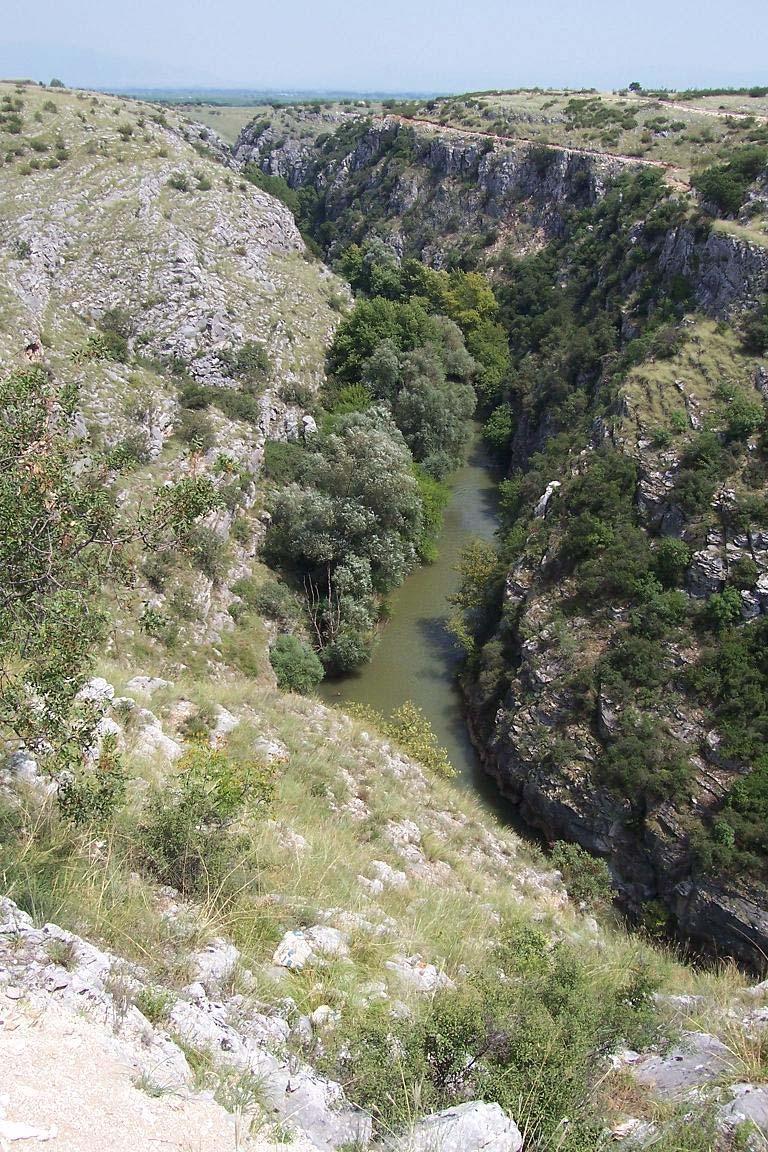 Σπήλαιο Μααρά στον ποταμό