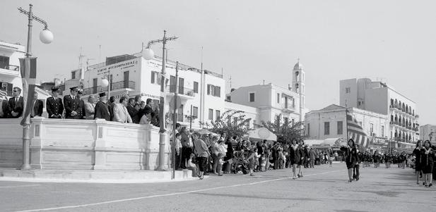 Παντελή Λούβαρη, ο οποίος κατάθεσε και στεφάνι εκ μέρους του Δήμου αλλά και πολλών προσκυνητών που ανέβηκαν για τη λειτουργία της Κυριακής στο χωριό, όποτε βρέθηκαν και στη δοξολογία για την Εθνική