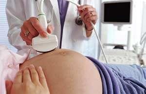 ΣΑΠ>140 mmhg ή ΔΑΠ > 90mmHg σε 2 μετρήσεις με διαφορά 6 ωρώμ, μετά τημ 20 η εβδ της κύησης ή sbp > 30 mm Hg