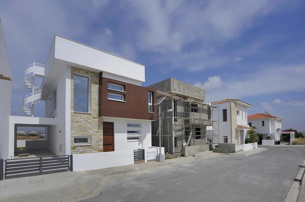 Area : Larnaca Panorio Palace Area Completion Date: 12