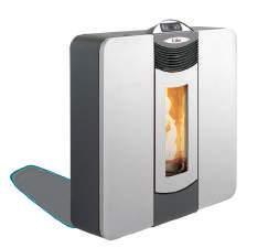 min) Pellet consumption (max - min) Efficienza (max - min) Efficiency (max - min) Diametro tubo uscita fumi Smoke outlet tube Capacità serbatoio Tank capacity Autonomia (max - min) Autonomy (max -