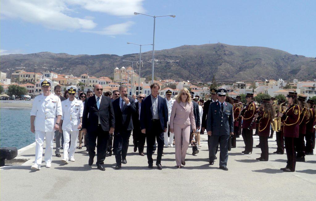 αξίες που έμαθα να υπηρετώ στην μέχρι τώρα πορεία μου. Σας ευχαριστώ από καρδιάς για την σημερινή τιμή και την θερμότατη υποδοχή που μου κάνατε». Ο Διευθύνοντας Σύμβουλος του Ομίλου Folli Follie, κ.