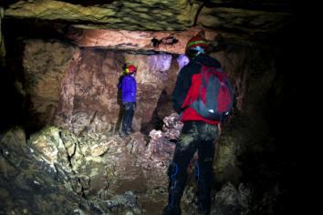 Το σπήλαιο πρωτοεξερευνήθηκε από την Ε.Σ.Ε. και την Α. Πετροχείλου το 1956.