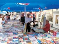 20.7.2010 г. МИНИ-САЕМ НА КНИГАТА Во периодот од 20 до 31 јули во органицазија на НУУБ Св. Климент Охридски, Битола се одржува Мини-саем на книгата.