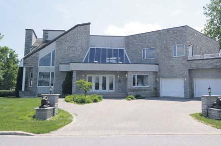 MLS: 10780983 M Groupe Sutton Excellence inc. Agence immobilière Office: 450.662.