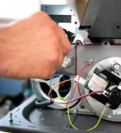 Nos centres d installation et de maintenance autorisés sont préparés à intervenir en toutes circonstances, rapidement et avec une compétence particulière sur les détails de l installation.