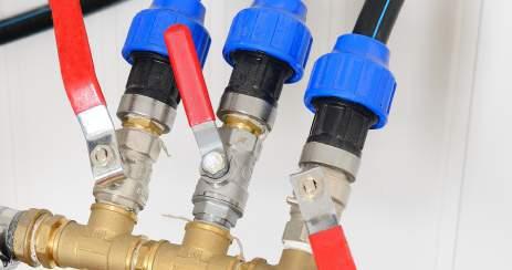 A + Potenza termica nominale/nominal heat output (max-min) kw 25 Consumo orario legna/ Hourly wood consumpt.