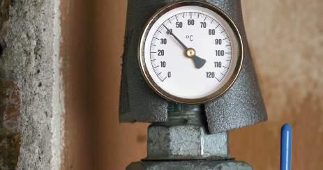 Pirolitika Mod. 31 A + Potenza termica nominale/nominal heat output (max-min) kw 31 Consumo orario legna/ Hourly wood consumpt.