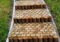 Οι ξύλινοι δίσκοι (ξύλινοι τάκοι) μήκους 20-30 cm, παράγονται μετά από εγκάρσια τομή των λεπτών