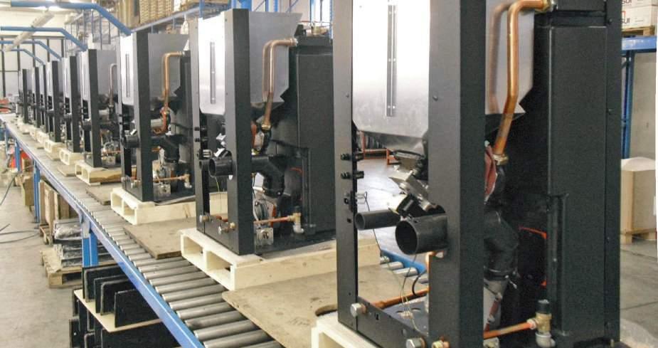 puntone, la piegatura sequenziale dei componenti metallici, la saldatura robotizzata. Una stufa Tepor: il meglio, niente di meno.