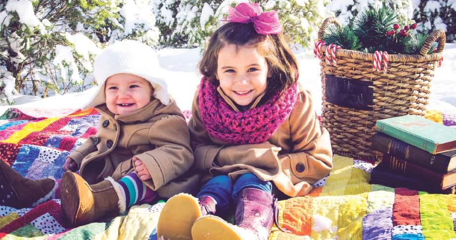 Redonda Basic La stufa a pellet Redonda unisce design moderno e forme classiche per rendere particolare l ambiente in cui è inserita; adatta per una posizione ad angolo con possibilità di
