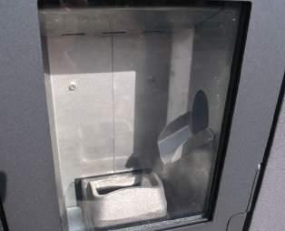Braciere in ghisa e camera di combustione in accaio smontabile per una facile pulizia (Modello 8-10). Cast iron grate and combustion chamber in stainless removable for easy cleaning (Model 8-10).