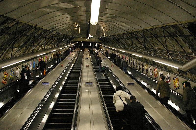 org/wiki/file:holborn_tube_station_e