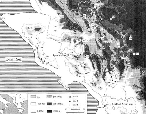 Εικόνα 1.21. Κατανομή των θέσεων της Μέσης (αριστερά) και της Ανώτερης (δεξιά) Παλαιολιθικής στην περιοχή της βορειοδυτικής Ελλάδας, σύμφωνα με τους G. Bailey κ.α. (1997).