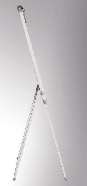 Flipchart Shift Stable flipchart with a continuously height adjustable work surface.