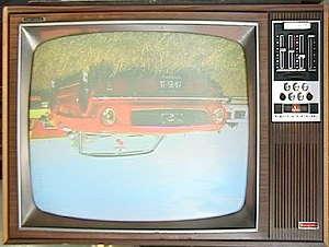 Μετά ακολουθεί η έγχρωμη τηλεόραση το 1953. Στούντιο έγχρωμης τηλεόρασης.