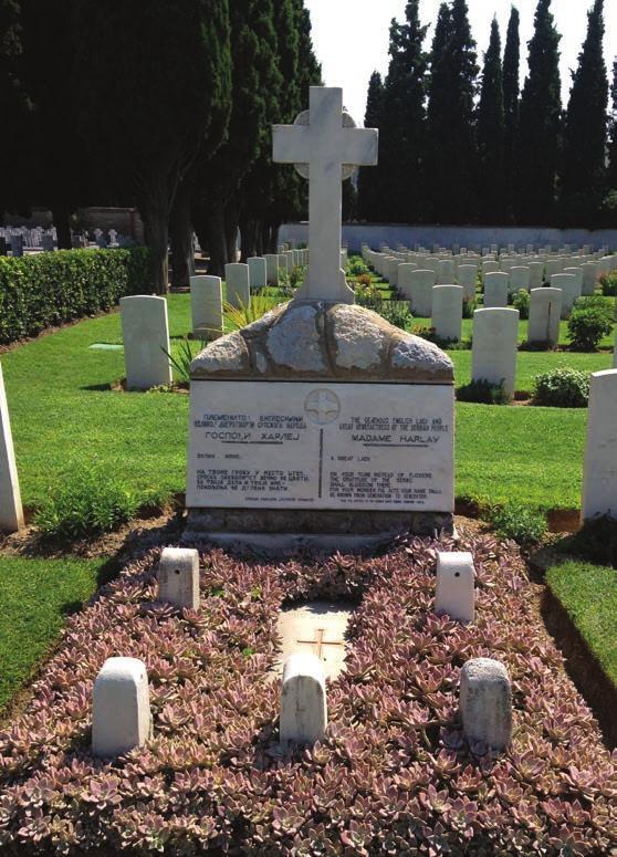 ΠΡΩΤΗ ΕΝΟΤΗΤΑ: Η CWGC ΚΑΙ Η ΕΛΛΑΔΑ Η Κοινοπολιτειακή Επιτροπή Στρατιωτικών Τάφων τιμά τη μνήμη