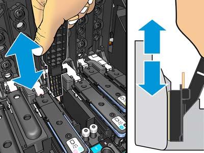 Αντικατάσταση κεφαλής εκτύπωσης στη σελίδα 150. 6. Εισάγετε το εργαλείο καθαρισμού διασυνδέσεων του μηχανισμού μεταφοράς στο πίσω μέρος της υποδοχής της κεφαλής εκτύπωσης.