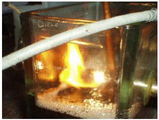 הצתת חומר מתחת לנקודת ההבזקה שלו קיימים נוזלים שהתנהגותם בזרימה יוצרת אוירה דליקה מיוחדת: קרוסין - c FP = 70 סולר -