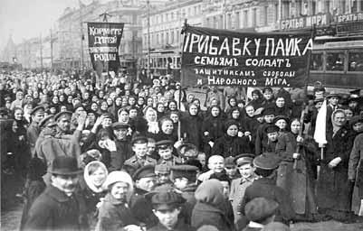 10/10: Γενική πανρωσική απεργία. Ιδρύεται το σοβιέτ της Πετρούπολης.
