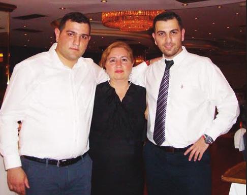 ի ն ո ր ա կ ա զ մ Վ ա ր ի չ Մ ա ր մ ի ն ը ա ռա ջ ն ո ր դ ո ւթ ե ա մ բ ա տ ե ն ա պ ե տ Լ ո ն Ա ղ ա զ ա ր եա ն ի : Բ ո լ ո ր հ ա ղ ո ր դ ա կ ց ո ւ թիւններն կապերը յանգեր էին նոր տարիէն ե տ ք Շա բ ա թ 6