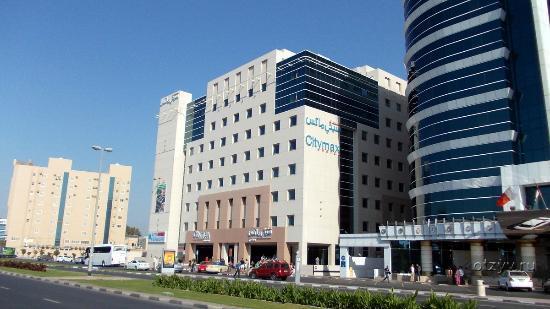 ΤΑ ΞΕΝΟΔΟΧΕΙΑ : CITY MAX 3* SUP BUR DUBAI(BURJAMAN MALL)( http://www.
