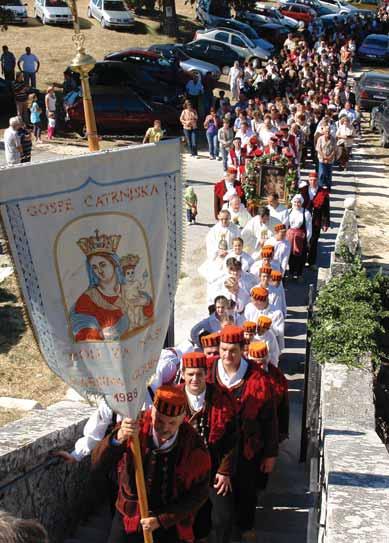 Prije predstavljanja kod Gospe Čatrnjske mala