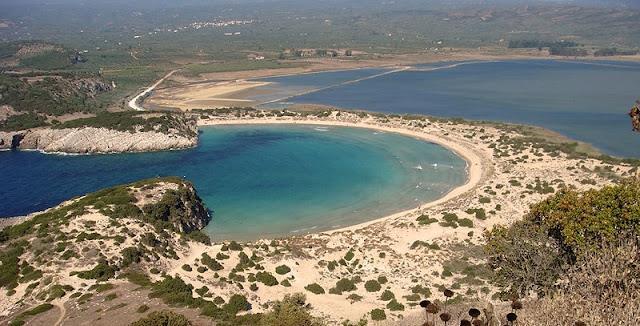 μετά από μία λαθρανασκαφή κάτω από το εκκλησάκι της κορυφής. Απέναντι από τη Βοϊδοκοιλιά, ο λόφος του Παληόκαστρου πιθανώς κρύβει άλλη ΜΕ ή ΥΕ κατοίκηση.