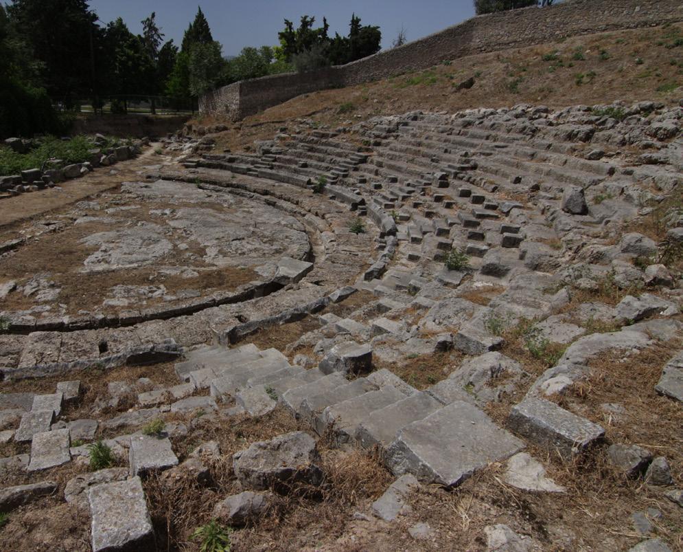 Αρχαίο θέατρο Ορχομενού Αρχαίο Θέατρο - Ωδείο Ορχομενού Μένουμε στον Ορχομενό, όπου μέσα στην τειχισμένη ακρόπολη του 4ου αι. π.χ. αξίζει να επισκεφτούμε το Αρχαίο Θέατρο Ωδείο Ορχομενού.