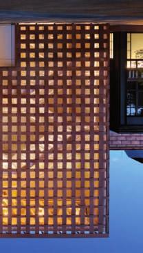 Ο ορατός ξύλινος σκελετός του κτιρίου γραφείων Tamedia στη Ζυρίχη αποτελεί αναμφισβήτητα την πιο σημαντική καινοτομία του έργου. Shigeru Ban Architects.