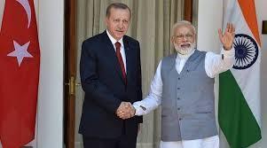 Ινδία-Τουρκία Κατά την επίσκεψή του στην Ινδία στις αρχές Μαΐου, ο Τούρκος Πρόεδρος ΡΤ Ερντογάν τόνισε την ανάγκη σύναψης διμερούς συμφωνίας ελευθέρου εμπορίου μεταξύ των δύο χωρών, ως αφετηρία για