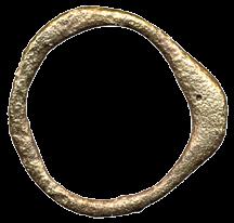 70. Прстен Бронза, ливење; димензије: унутрашњи пречник 1,4 cm, дебљина алке 0,1 cm; Објекат I - просторија f, Горњи град, 1996.