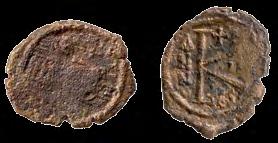 425. Полуфолис Јустина II Бронза, ковање; R = 2,1 cm; Објекат I - просторија f, Горњи град, 1997. година; Народни музеј Чачак, Н 613, Ц 1/97. 566/567. година. Ковница Солун.