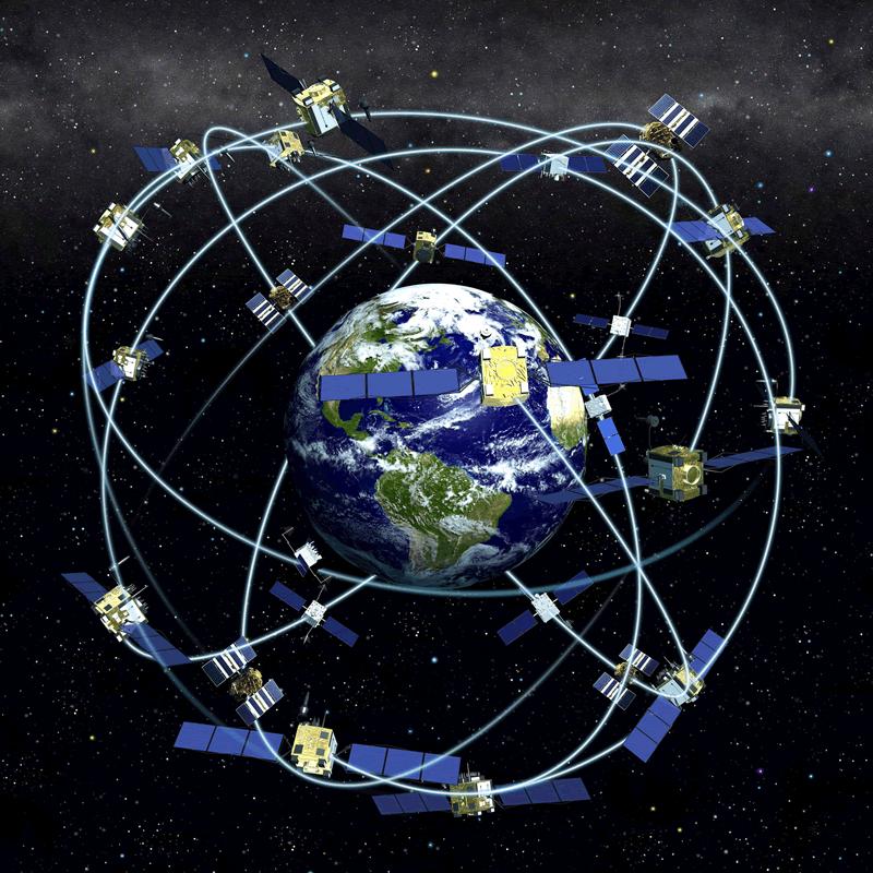 10 Drevenšek, M. 2011. Določitev koordinat v koordinatnem sistemu D-96 Slika 6: Kroženje satelitov okoli Zemlje (http://www.polarotor.