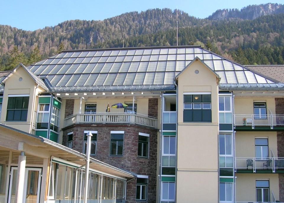 ζηέγε in roof In