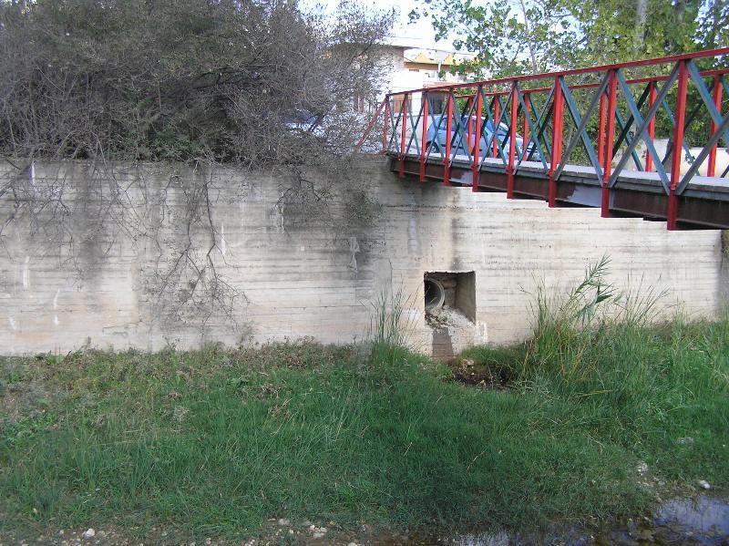 1. Για πλημμυρικά γεγονότα περιόδου επαναφοράς έως 25 ετών και διάρκειας 1 h, η αιχμή εμφανίζεται λίγο πριν από τη 1 h για όλα τα γεγονότα βροχόπτωσης.