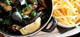 Τα αχνιστά µύδια "moules"