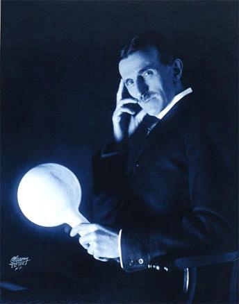 Nikola Tesla: genij ispred svog vremena Nikola Tesla roďen je 10. srpnja 1856. godine u ličkom seocetu Smiljanu, u blizini Gospića.