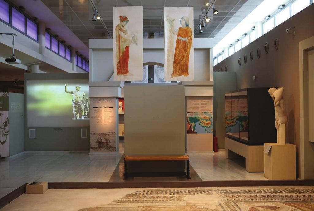 A. JÓDAR (2012) 175 X 90 cm Στήλη κόρης στο Μουσείο Ελληνικών και Ρωμαΐκών Αρχαιοτήτων των Κρατικών Μουσείων του Βερολίνου (αριστερά) και ταφική στήλη της Απολλωνίας στο Μουσείο J.
