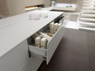 5 ΚΟΥΖΙΝΑ / KITCHEN