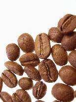 Το 70 % της παγκόσµιας παραγωγής καφέ είναι της ποικιλίας arabica. Είναι ο µοναδικός καφές που πίνεται χωρίς να αναµιγνύεται µε άλλες ποικιλίες. Είναι αρωµατικός και πολύ καλής ποιότητας.