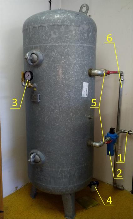 18,35 kw - maksimalan protok 3,05 m 3 /min pri 8 bar - masa 695 kg - napajanje od razvodno-upravljačkog ormara RO1 3x400 V, 50 Hz -