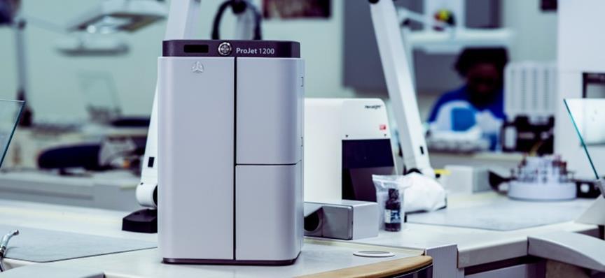 Κατασκευαστής : 3D systems 49 Μοντέλο : Projet 1200 5.6 3D systems Projet 1200 Projet 1200 Υψηλής λεπτομέρειας, μικρού μεγέθους, προσιτός 3D Printer.