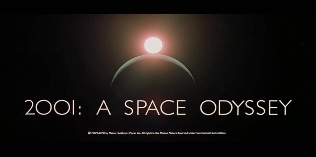 2001:A SPACE ODYSSEY(1968) Αν και στη συγκεκριμένη ταινία δεν απεικονίζονται εξωγήινοι, αποτέλεσε σταθμό στη βιομηχανία ταινιών διαστήματος.