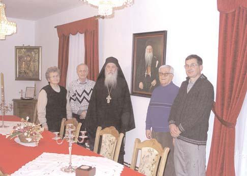 57 MANASTIRSKE VESTI POSETA VERNIKA IZ ZAGREBA POVODOM 20 GODINA DOLASKA ARHIMANDRITA GAVRILA U MANASTIR LEPAVINU Na dan svetog muëenika Bonifacija, 1. januara 2005.
