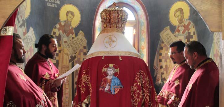 12 ПРАВОСЛАВИЕ СВЕТА ТАЈНА СВЕШТЕНСТВО ПРОТОПРЕЗВИТЕР ЖАРКО МИЦКОСКИ Црквата Божја, која е вечна, како заедница на верните собрани околу епископот, ја основал Господ Исус Христос.