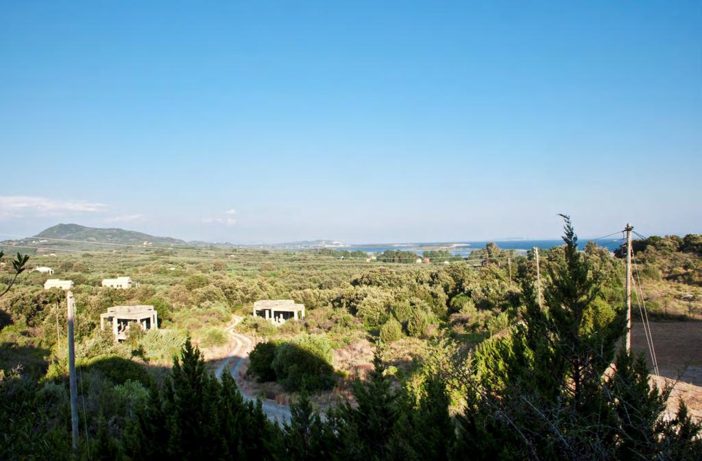 ΠΡΟΣΦΕΡΕΙ ΠΑΝΟΡΑΜΙΚΗ ΘΕΑ ΠΡΟΣ ΤΗΝ