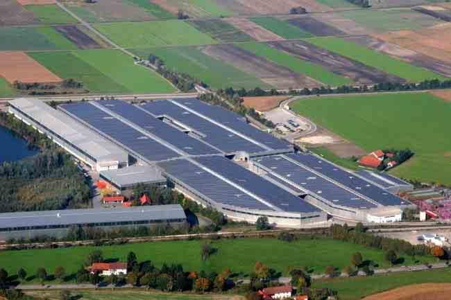 Γερμανία: Fischer Η εγκατάσταση έγινε το 2005 Ισχύς: 3,7 MW διασυνδεδεμένο σύστημα
