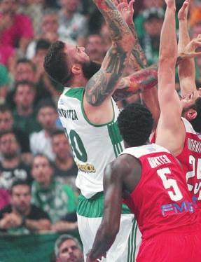 Ο υπαρχηγός κράτησε ζωντανό τον Ολυμπιακό σε δύσκολες στιγμές. Εβαλε 20 πόντους και μάζεψε 9 ριμπάουντ.