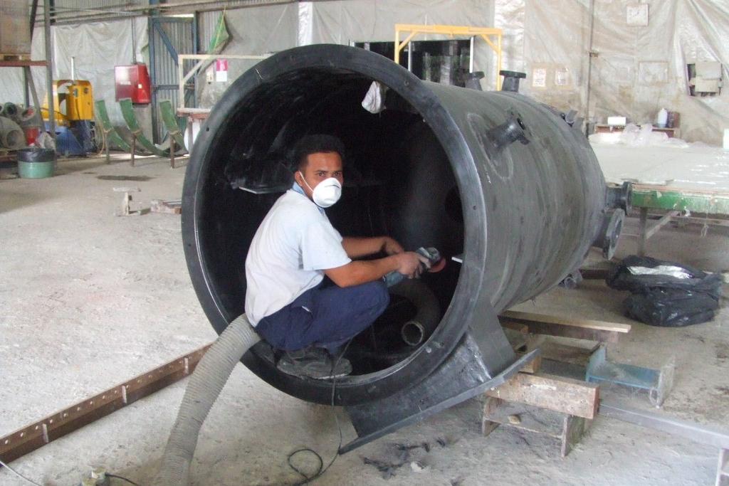 דוגמ או ת של צ יוד תע שיית י ה מיוצר מ- Conductive FRP